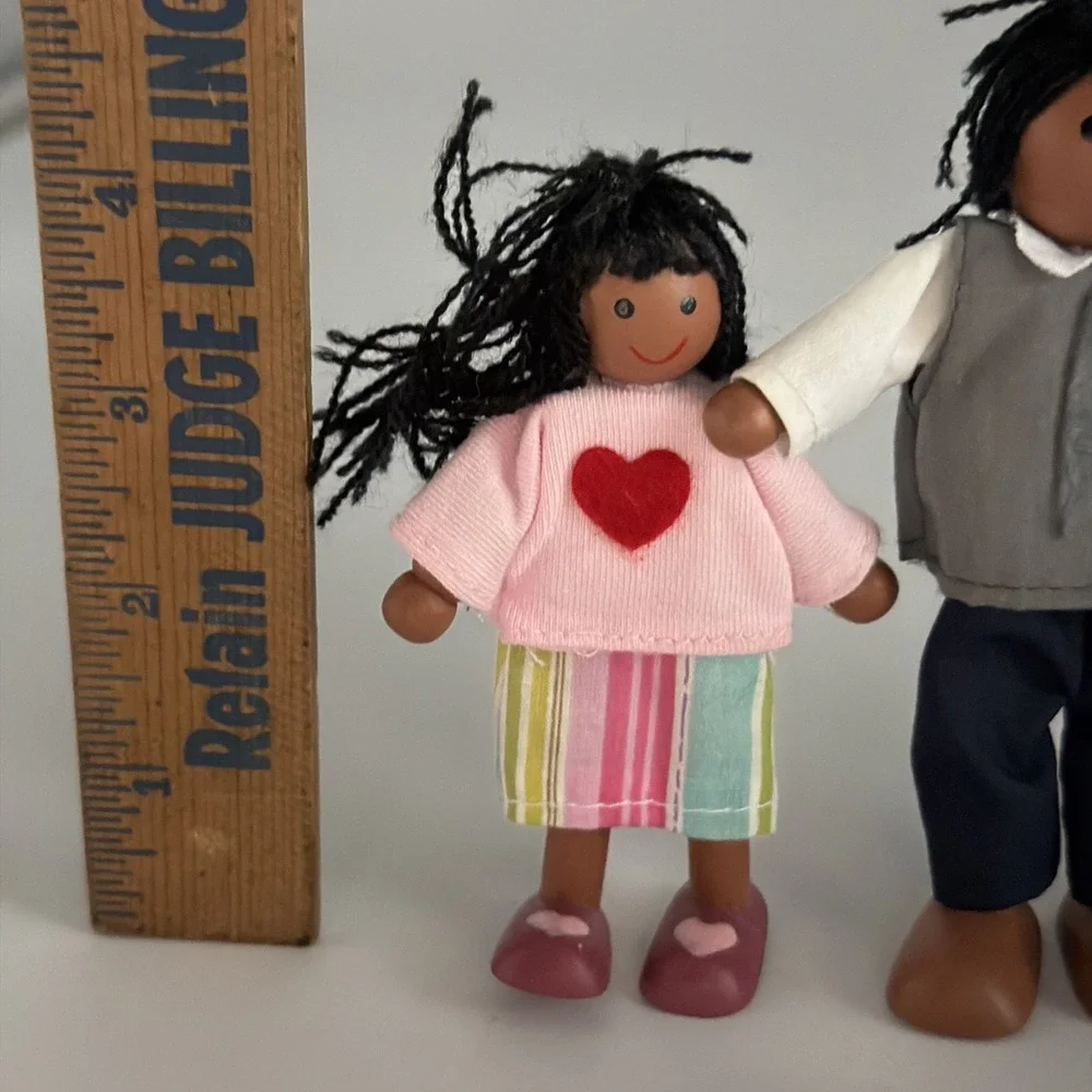 Lot Of 5 Wooden Dolls Poseable Kid Kraft Black Family Inc Baby Mom Dad Grandpa